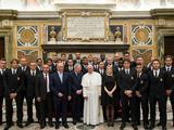 Игроки «Ювентуса» и «Милана» встретились с папой римским (ФОТО)