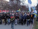 Фанаты «Днепра» и «Севастополя» прошли маршем по Днепропетровску