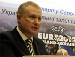 Евро-2012: сегодня заслушают отчет Украины