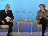 Путин предложил России и Германии обменяться сборными