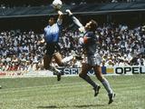 Футболку Марадоны с матча против Англии на ЧМ-1986 продадут на аукционе. Известна стартовая цена лота