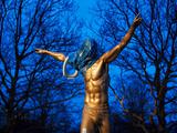 Фанаты «Мальме» осквернили статую Ибрагимовича (ФОТО)