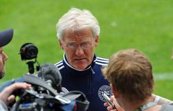 Мортен Ольсен останется главным тренером сборной Дании до 2016 года