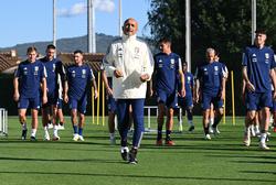 Im Lager der Gegner. Italien hat offiziell bekannt gegeben, dass drei Spieler das Spiel gegen die Ukraine verpassen werden