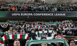 Legia-Fans an UEFA: "Überraschung, ihr Bastarde" (FOTO)