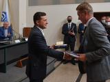 Президент Украины встретился с ветеранами киевского «Динамо» (ФОТО)