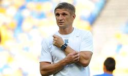 MEDIEN: Volodymyr Yezerskyi wechselt in den Stab von Serhii Rebrov bei der ukrainischen Nationalmannschaft