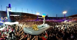 Rammstein во время концерта в Цюрихе развернул флаг Украины (ФОТО)