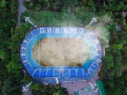 «Динамо» «выжгло» траву на своем стадионе, чтобы привлечь внимание к проблеме пожаров (ФОТО)
