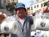 В Неаполе продается туалетная бумага с фото Игуаина (ФОТО)
