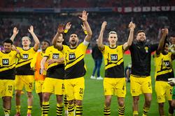 Borussia Dortmund schlägt Bayern München zum ersten Mal seit 2014