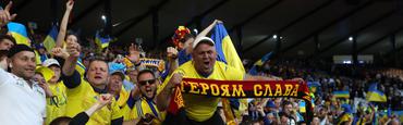 ВИДЕО: Украинские болельщики скандировали «ВСУ!» во время матча Шотландия — Украина