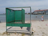 Пыль, мусор и бурьян: Песок с севастопольского пляжа увезли на стройку "нужным" людям (фото, видео)