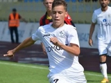 СМИ: «Динамо» сделало предложение по трансферу молодого румынского полузащитника