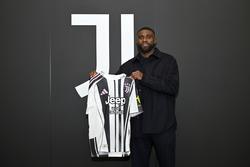 «Ювентус» объявил о трансфере Жереми Бога