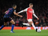 Zinchenko came on as a substitute in Arsenal's Champions League match and received a yellow card