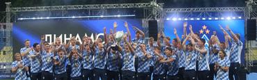 Команда «Динамо U-19» отримала чемпіонський кубок та золоті медалі