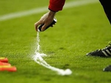 ФИФА отказалась приостановить использование спрея