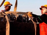 Катар отчитался об улучшении условий труда рабочих, строящих объекты к ЧМ-2022