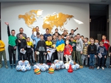 Dinamo FC met with refugee children on the eve of the match with Lviv (PHOTO)