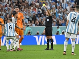 In the match between the Netherlands and Argentina, a record in the history of the World Cup in the number of yellow cards was s