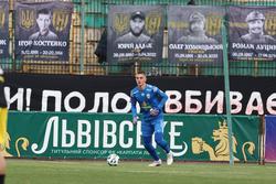 «Карпати» отримали від «Лілля» трансферну пропозицію щодо воротаря Домчака