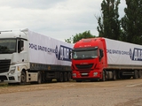 Die ersten beiden Lastwagen mit Trinkwasser von Dynamo sind in der Region Kherson angekommen