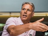 Marco van Basten on Messi: "It's pathetic to go to Saudi Arabia to play for money you've already earned"