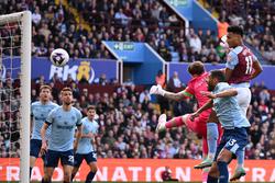 Aston Villa - Brentford - 3:3. English Championship, 32nd round. Match review, statistics