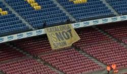 Перед матчем «Барселона» — «Реал» на «Камп Ноу» был вывешен баннер «Каталония — не Испания» 