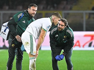 Став відомий термін відновлення Артема Довбика 