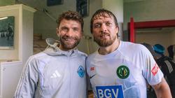 Дві легенди: Мюллер сфотографувався з Усиком (ФОТО)