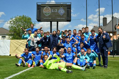 Ukrainische Jugendmeisterschaft. "Shakhtar U-19 - Dynamo U-19 - 1: 2: Spielbericht