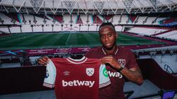 "West Ham oficjalnie ogłasza transfer Van Bissaka