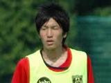 Японский футболист наказан за то, что травмировал партнера по команде