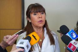 Парагвайська сенаторка, яка раніше вдалася до расистських образ на адресу Мбаппе, тепер вимагає вибачень від футболіста