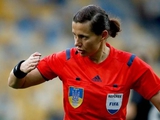 Monzul und Striletska arbeiten beim Spiel der Frauenfußball-Weltmeisterschaft 2023 zwischen Portugal und den Niederlanden