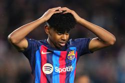 За «Барселону» дебютировал 15-летний полузащитник (ФОТО)