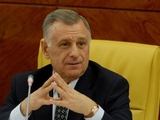 Первый вице-президент ФФУ: «Необходим потолок зарплат»