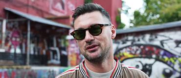 Артем Милевский — на слова Сичкарь о его состоянии: «Посмотрите на себя: у вас пять подбородков. Вы будто хомяка проглотили!»