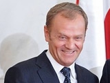 Премьер-министра Польши оштрафовали за игру в футбол