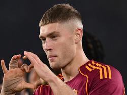 Гол Довбика за «Рому»