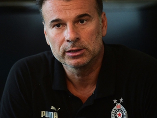 Главный тренер «Партизана» публично признал, что его команда не имеет шансов пройти «Динамо»