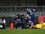 Der Torhüter der polnischen Nationalmannschaft erlitt eine schreckliche Verletzung im Spiel der Serie A "Verona" - "Spezia" (FOT