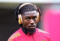 ПСЖ готовий придбати Ману Коне