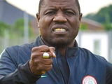 Тренер сборной Нигерии подозревается во взятках