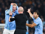 Hollands Reaktion auf die Entscheidung des Schiedsrichters, den Angriff von Manchester City in den letzten Minuten des Spiels ge