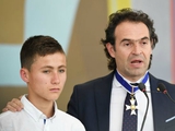 15-летнему мальчишке, который помог спасти 6 человек из самолета «Шапекоэнсе», подарили новый дом