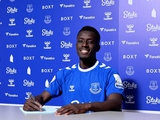 Everton have signed the PSG midfielder