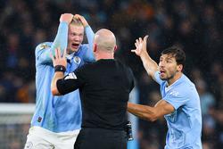 Реакция Холанда на решение арбитра, который сорвал атаку «Манчестер Сити» на последних минутах матча с «Тоттенхемом» (ФОТО)